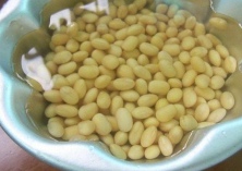 国产大豆需求不振（进口大豆继续增加）