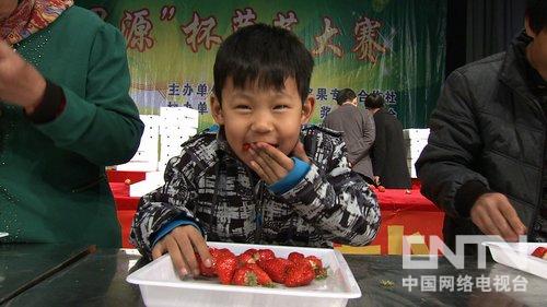 辽宁东港市：全家人替他还债之后（致富经）