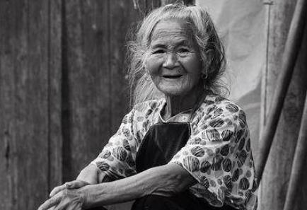 老人回光返照好吓人 回光返照的时间大概多久 老人回光返照好吓人 回光返照的时间大概多久