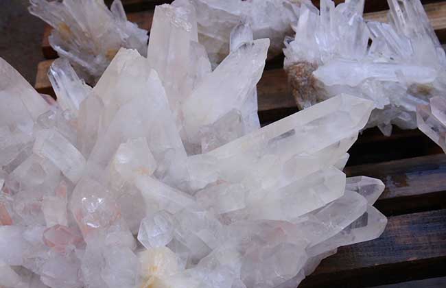 天然水晶怎么消磁?
