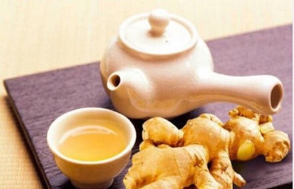 生姜泡水喝的功效与作用