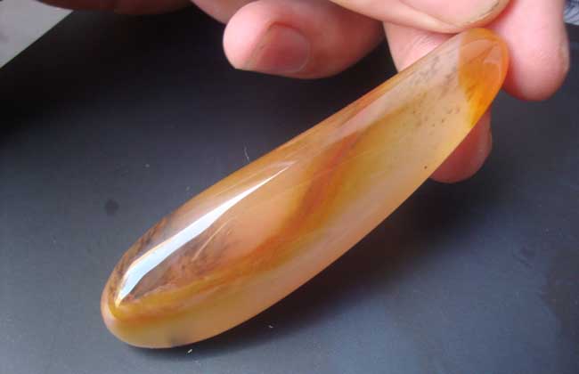 黄龙玉和黄玉的区别