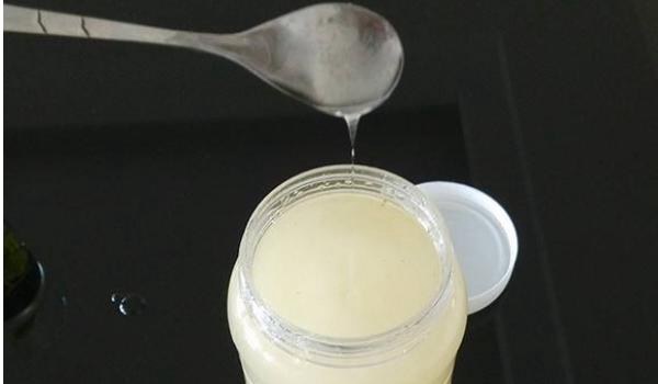 油菜花蜂蜜的作用与功效及禁忌 油菜花蜂蜜市场价格多少钱一斤