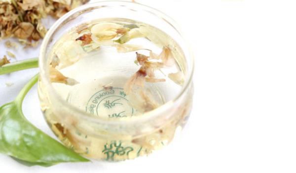 槐花蜜的功效与作用 槐花蜜市场价格多少钱一斤