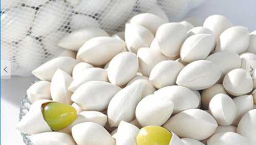银杏果的功效与作用 生食或过多食用白果容易引起中毒