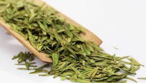 龙井茶的功效与作用及禁忌（喝龙井茶有什么好处）