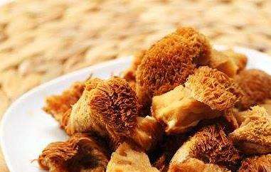 干猴头菇怎么泡发（干猴头菇泡发技巧教程）