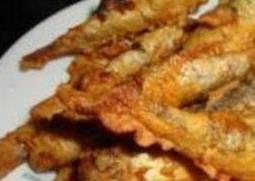 炸鲫鱼的功效与作用