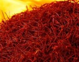 藏红花要怎样辨别真假（真假藏红花的鉴别多久）